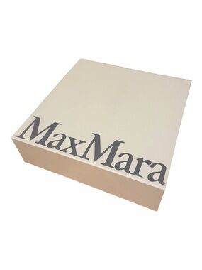 MaxMara Gift Storage Box with MaxMara Cards 16X5X16